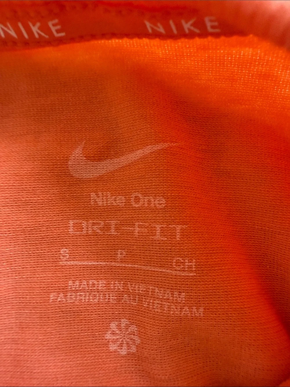 Nike Girls' Dri-Fit One Relaxed T-Shirt, size S - Light Wild Mango
